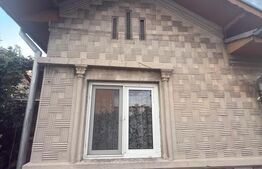 Casa de vanzare 5 camere + dependente