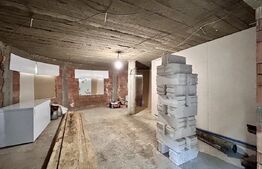 Casa semifinisata , Strejnicu 