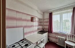 Apartament cu 3 camere, 56 mp, zona Cina
