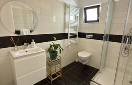 Casă Modernă, Bucov, Pe Deal