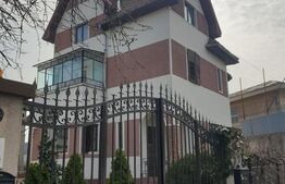 Casa individuala, 310,58 mp, zona Centru