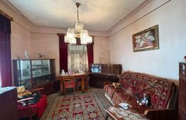 Casă de vânzare pentru renovare sau demolare – zonă premium Caraiman – Republici