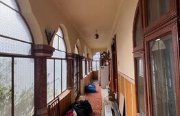 Casă de vânzare pentru renovare sau demolare – zonă premium Caraiman – Republici