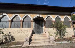 Casă de vânzare pentru renovare sau demolare – zonă premium Caraiman – Republici