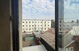 Apartament cu 4 camere, 95 mp, zona Centrala