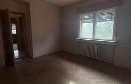 Apartament cu 4 camere, 95 mp, zona Centrala