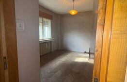 Apartament cu 4 camere, 95 mp, zona Centrala