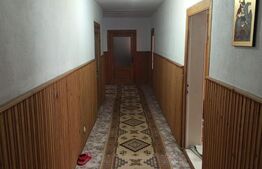 Casa spatioasa cu livada - 5 camere, 210 mp , teren 1500 mp, Pietrosani