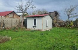 CASA LA ROSU  CU TEREN