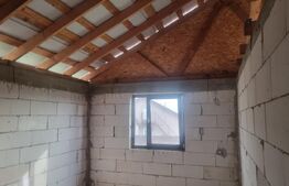 CASA LA ROSU  CU TEREN