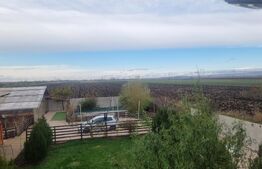 VILA 3 HA teren + 3 foraje apa