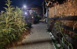 VILA 3 HA teren + 3 foraje apa