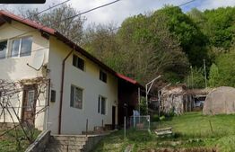 CASA cu  ETAJ+Teren 1500 mp, Cornu -PH