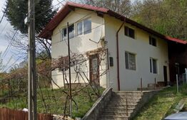 Casa cu etaj+Teren  Cornu -PH