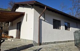 Casă nouă 108 mp cu teren 1.890 mp, zonă liniștită – Vălenii de Munte