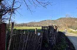 Teren 4.549 mp intravilan, la doar 8 minute de Vălenii de Munte. Poiana Copăceni