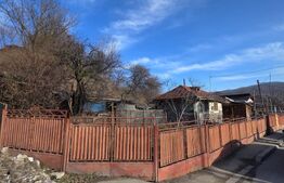 Casă cu 600mp de teren – Aproape de centru Vălenii de Munte. 