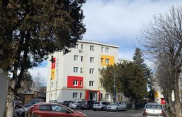 Apartament 3 camere – Centru Vălenii de Munte | Cartier modernizat în 2024