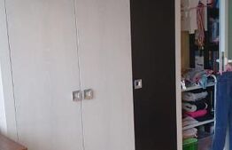 Apartament de vanzare, cu 3 camere, 63 mp, zona Cameliei