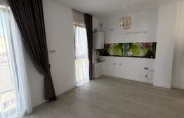 Apartament 2 camere, cu loc de parcare in curte, zona centrala 