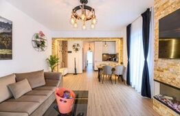 Apartament de lux 2025 | Jacuzzi, curte privată | Vedere Caraiman