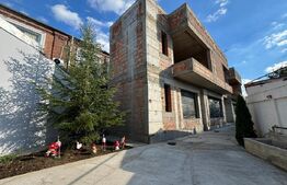 3 imobile distincte poziționate într-o curte cu teren de 715 mp-990 000 euro