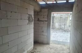 Casa la rosu si teren, 143 mp, zona Exterior Vest