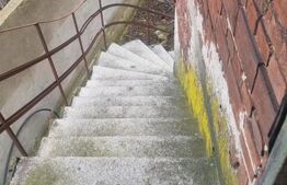 Casa + teren, 124 mp, zona Lupeni - Semicentrala