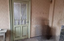 Casa + teren, 124 mp, zona Lupeni - Semicentrala