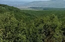 Teren intravilan suprafata 1700mp, utilitati pe teren , super priveliste ,Seciu 