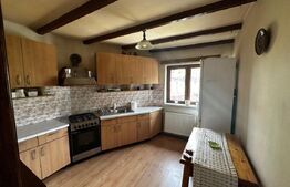 Apartament 3 camere în vilă, 114 mp | Curte | Sinaia