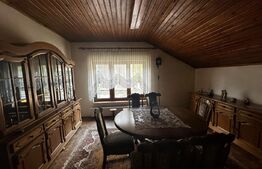 Apartament 3 camere în vilă, 114 mp | Curte | Sinaia