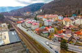 Apartament 3 camere în vilă, 114 mp | Curte | Sinaia