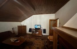 Apartament 3 camere în vilă, 114 mp | Curte | Sinaia