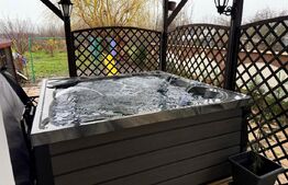 Vilă exclusivistă cu livadă privată și jacuzzi exterior – lângă Ploiesti