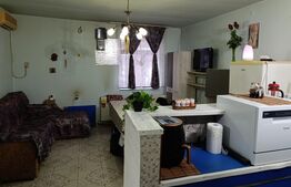 Casă de vânzare, 45 mp, zona Central