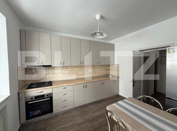Casa de închiriat 4 camere Central - 188672CI | BLITZ Ploieşti | Poza1