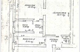 Apartament 3 camere 56 mp, centrală proprie, zonă Piață, Câmpina – 74.000 €