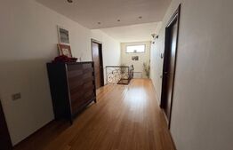 Casă de vânzare – 7 camere +teren 820 mp - Păulești 