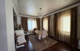 Casă de vânzare – 7 camere +teren 820 mp - Păulești 