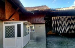   CASA si teren 736 mp Magureni/PH