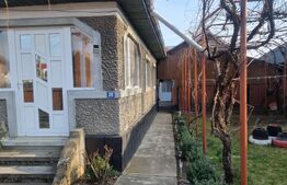 ANSAMBLU 2 CASE ,mobilate gata pentru mutare