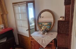 ANSAMBLU 2 CASE ,mobilate gata pentru mutare