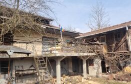 Casa D+P+M si teren Poiana Campina ideal investitie