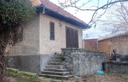 2 CORPURI DE CASA SI 3800 MP TEREN IN BREAZA Prahova