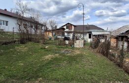 Casă cu teren generos de vânzare în Poiana Câmpina