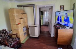 Casă cu teren generos de vânzare în Poiana Câmpina