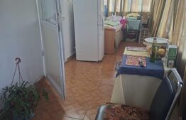 VANZARE 1/2 COTA PARTE CASA P+1