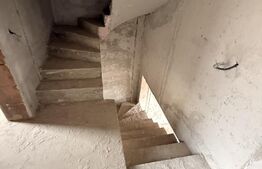 Casă modernă + curtea + 2 locuri de parcare, 145.40 mp, zona Rudului 