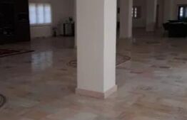 Cladire de 1048 mp de vanzare –oportunitate de investitie in Baicoi